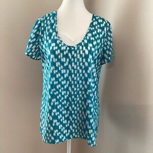 Medium Ann Taylor Teal and White Patterned Blouse